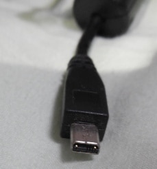 USBコネクタ(ミニBタイプ) 写真